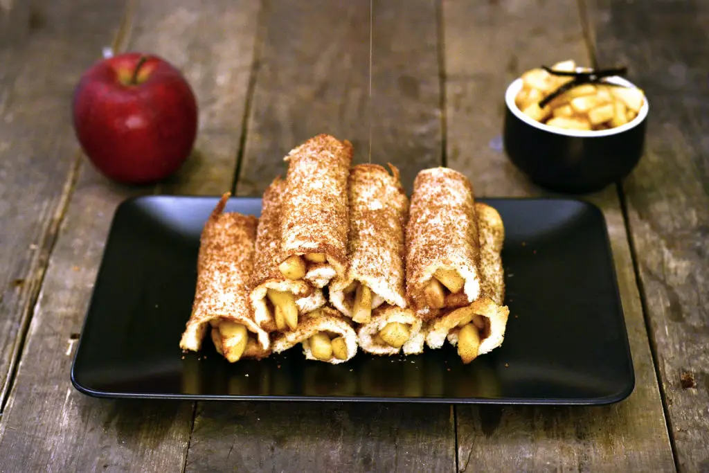 French Toast Rollen mit Apfel-Zimt-Füllung - Discover Vegan